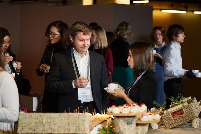 New Luxury Business Breakfast